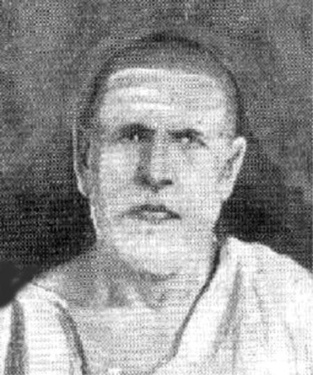 ... Tiruvalangadu Tyagaraja Dikshitar and Kekkarai Muthu Iyer. To crown it all, he underwent a four-year gurukulavasa under Maha Vaidyanatha Iyer. - swamin5